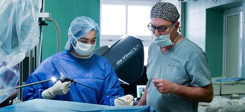 Робот-ассистированная хирургия в гинекологии
