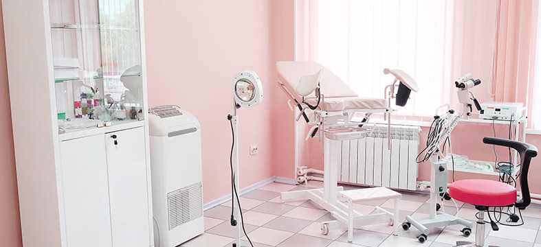 Стандарт оснащения кабинета гинеколога: от гинекологического кресла до оборудования для гистероскопии