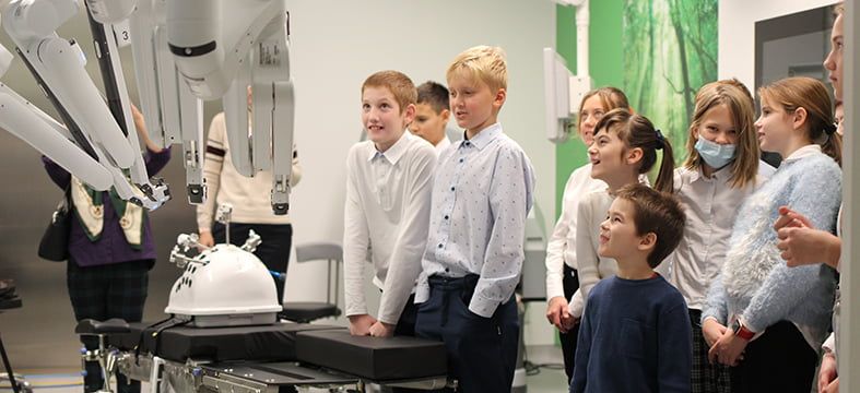 Экскурсия для школьников в обучающем центре "М.П.А. медицинские партнеры"