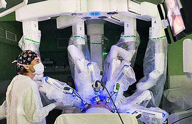В КДЦ "Здоровье" выполнена первая операция на da Vinci Xi